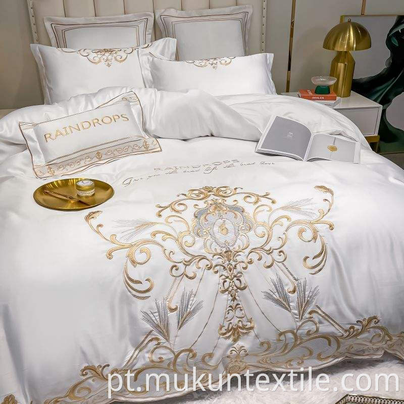  Cotton Embroidery Bedding Set